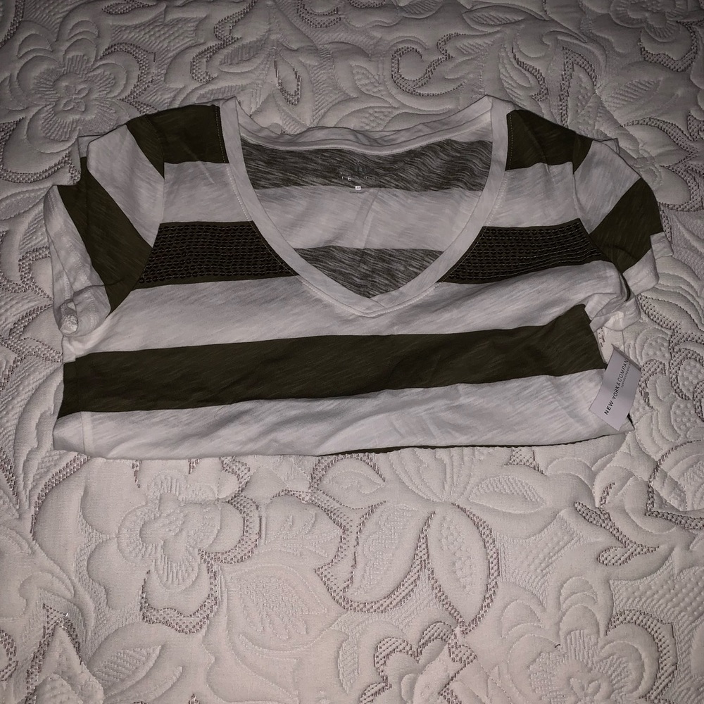 New York & Co Soho V-neck striped T-shirt